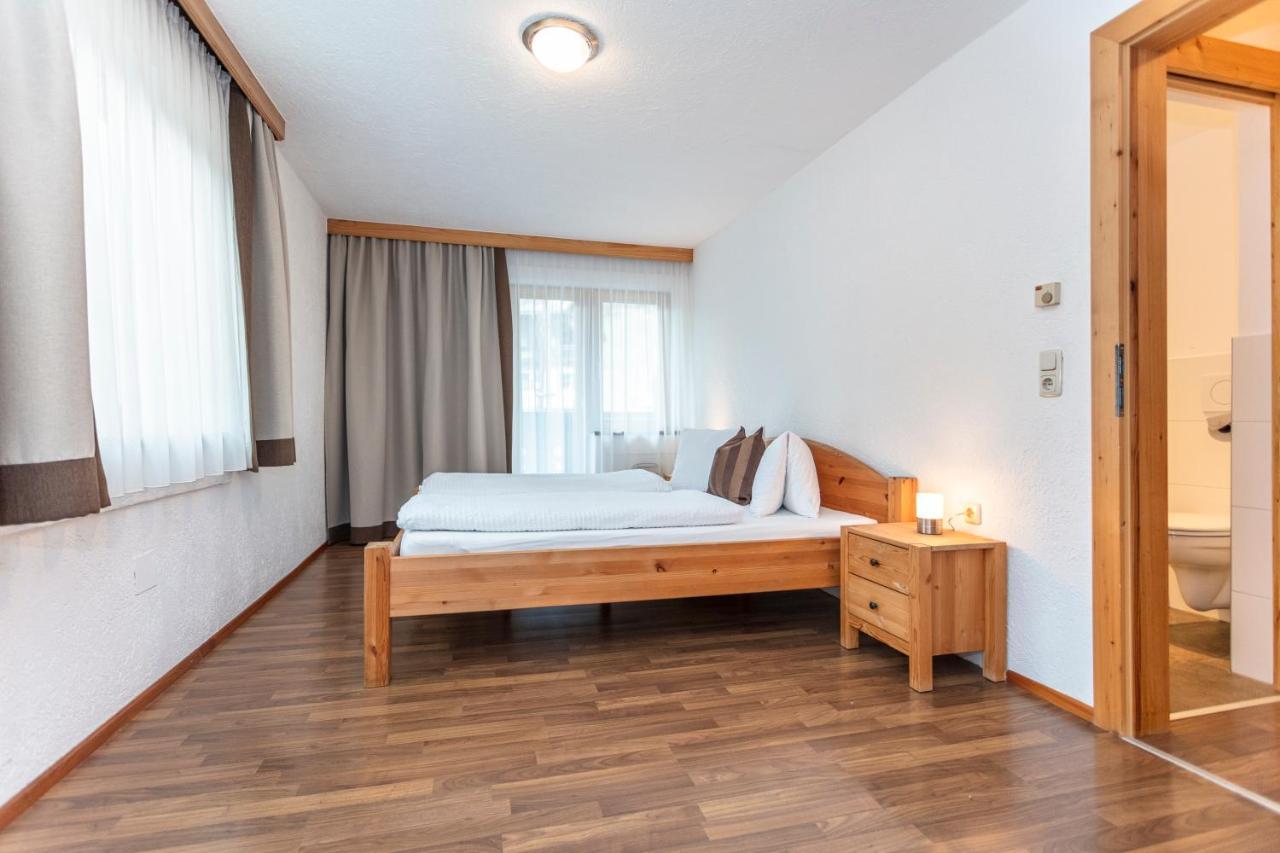 Gaestehaus Dreier Нойкирхен-ам-Гросфенедигер Экстерьер фото