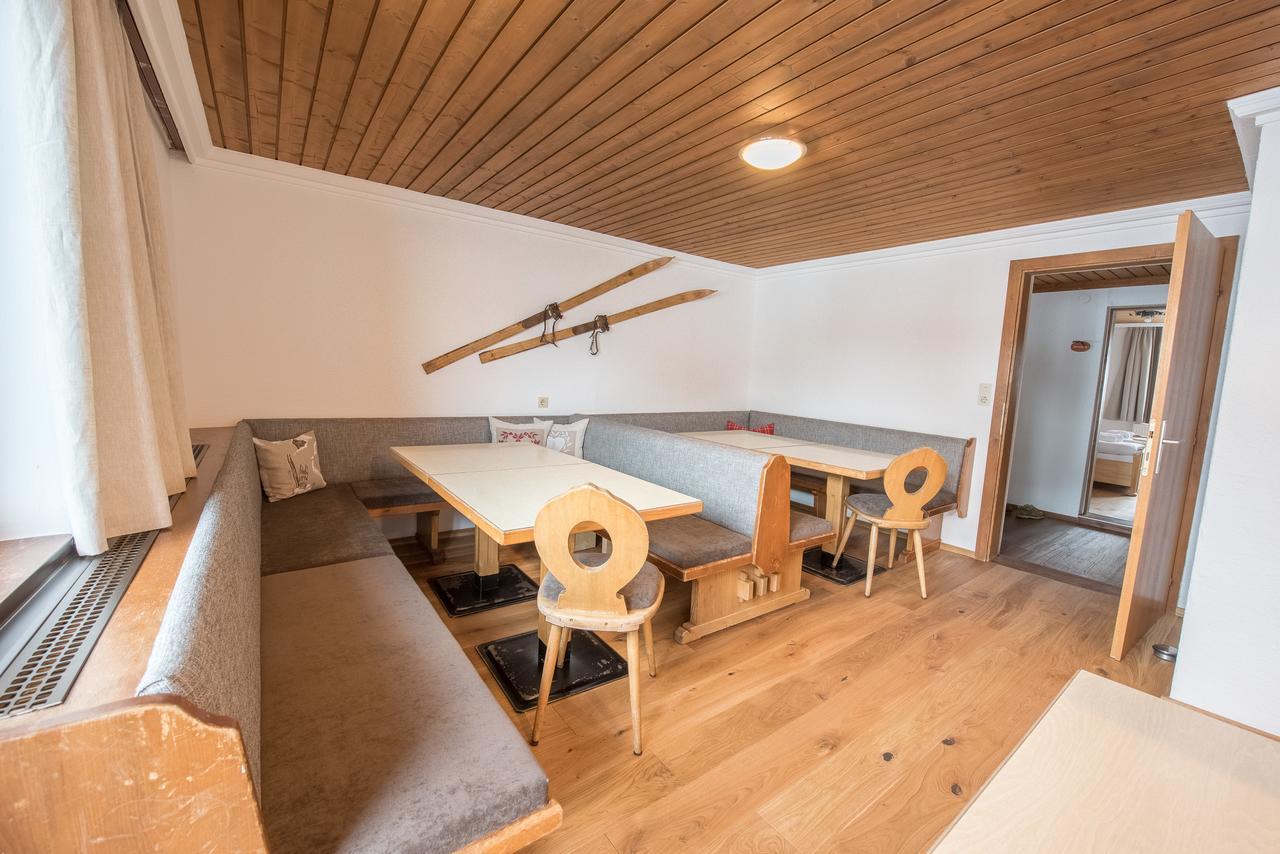 Gaestehaus Dreier Нойкирхен-ам-Гросфенедигер Экстерьер фото